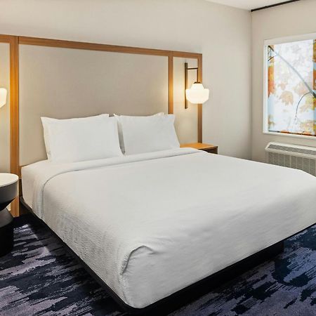 Fairfield By Marriott Inn & Suites Cedar Rapids North Exterior photo