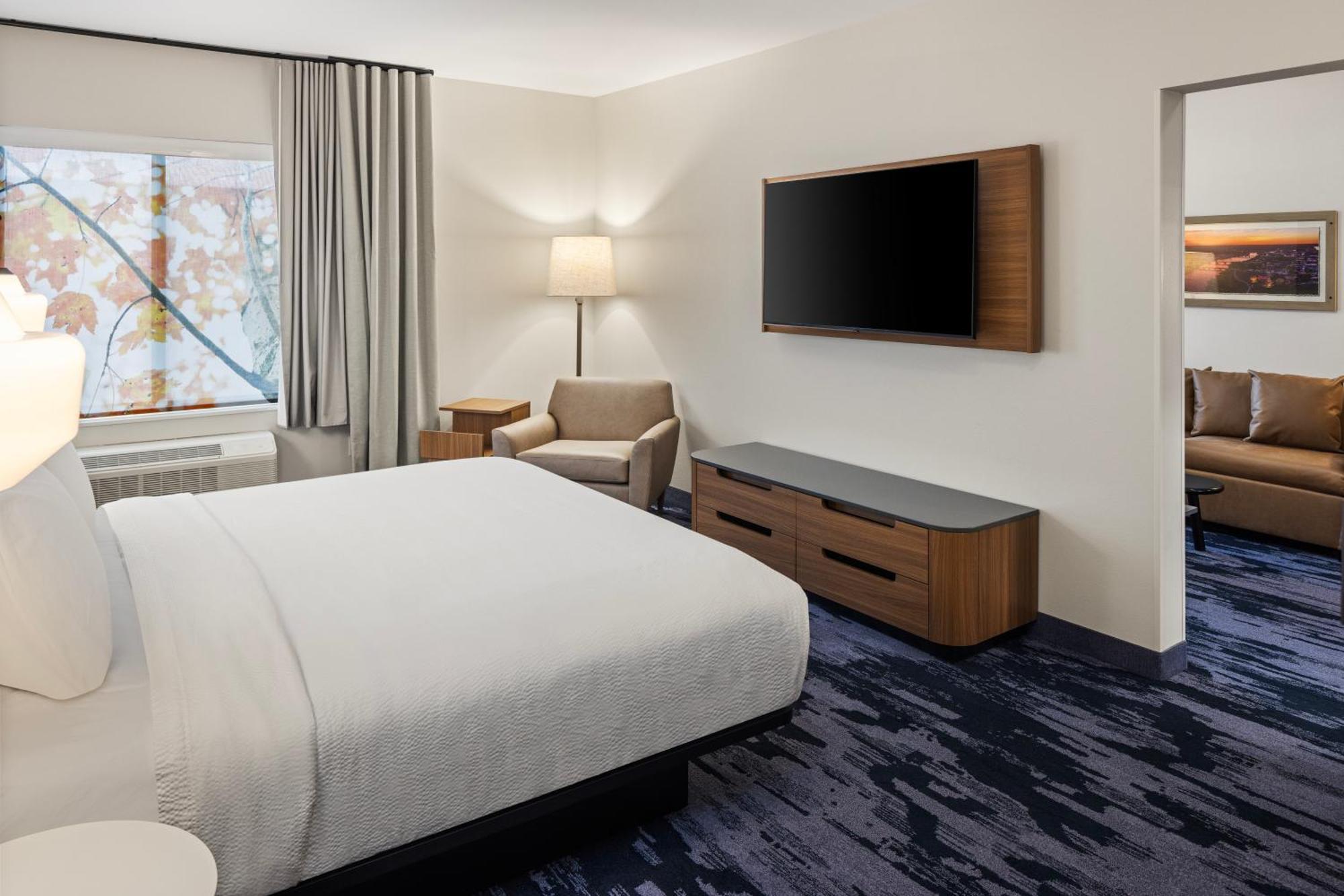 Fairfield By Marriott Inn & Suites Cedar Rapids North Exterior photo