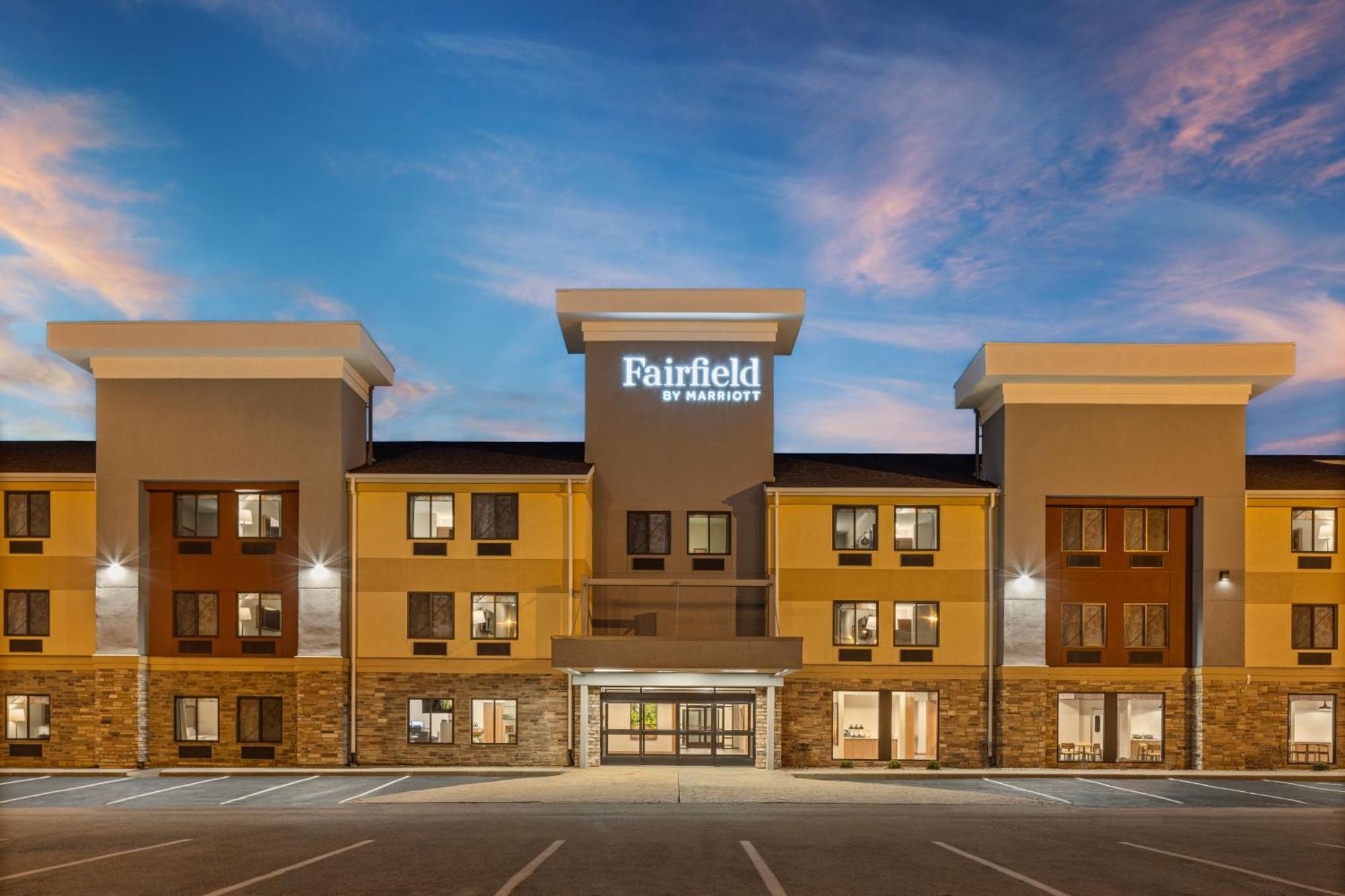 Fairfield By Marriott Inn & Suites Cedar Rapids North Exterior photo
