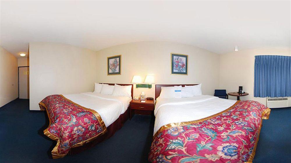 Fairfield By Marriott Inn & Suites Cedar Rapids North Exterior photo